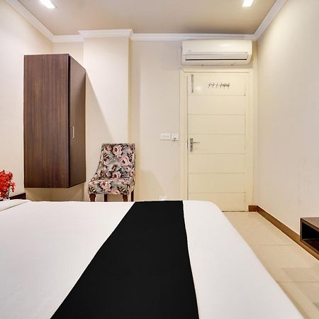 Super Townhouse Mansarovar Near Metro Station 斋浦尔 外观 照片