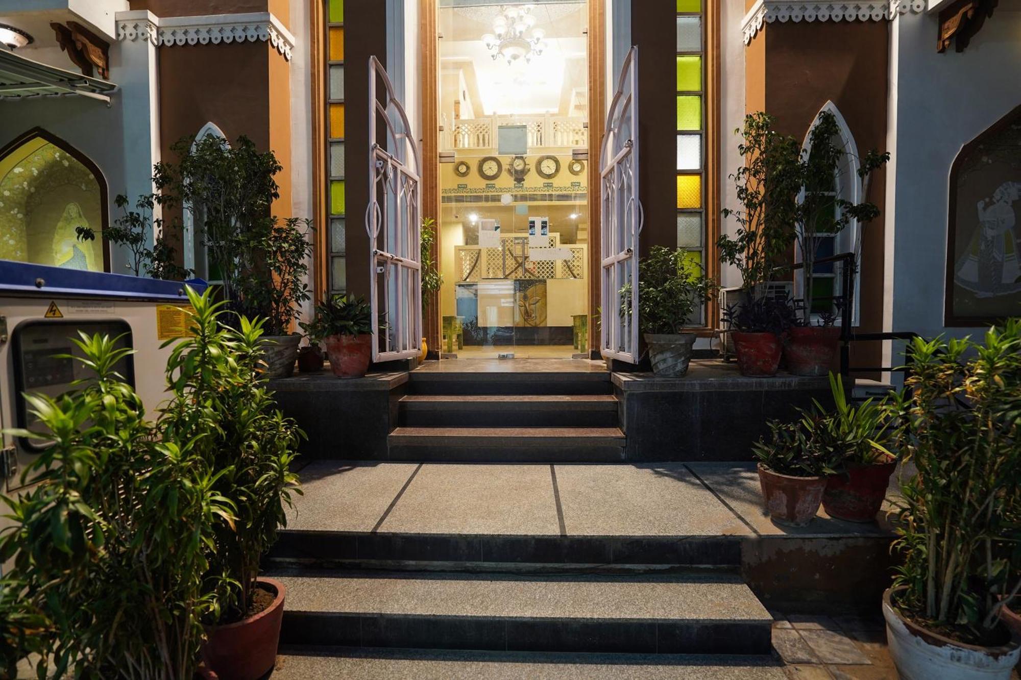 Super Townhouse Mansarovar Near Metro Station 斋浦尔 外观 照片