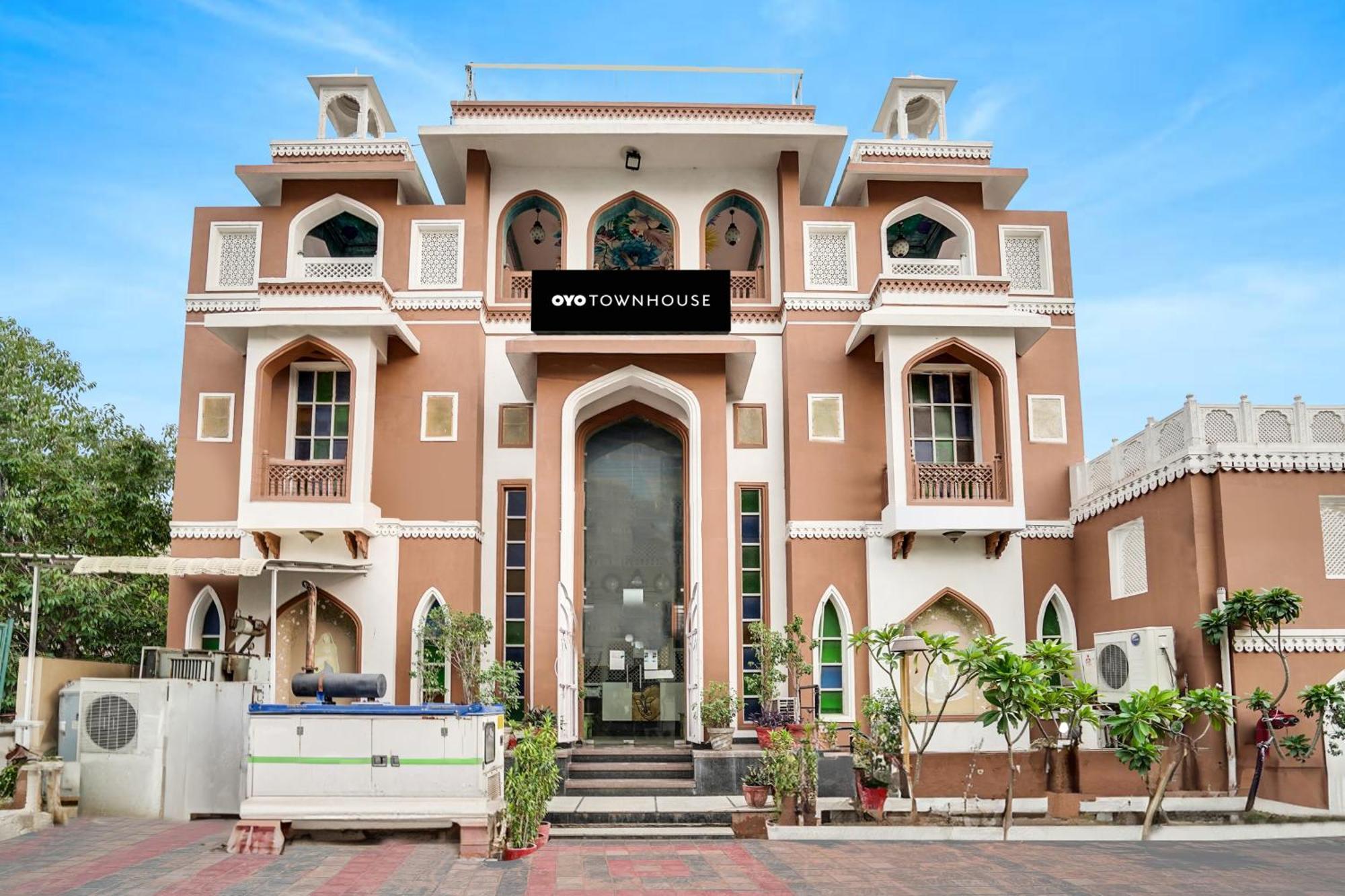 Super Townhouse Mansarovar Near Metro Station 斋浦尔 外观 照片