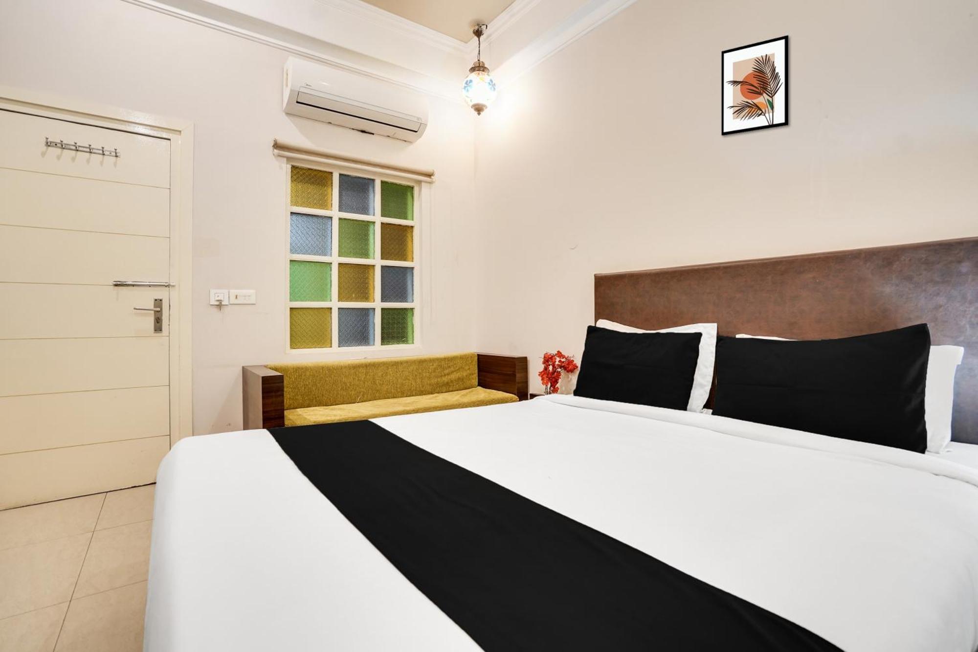 Super Townhouse Mansarovar Near Metro Station 斋浦尔 外观 照片