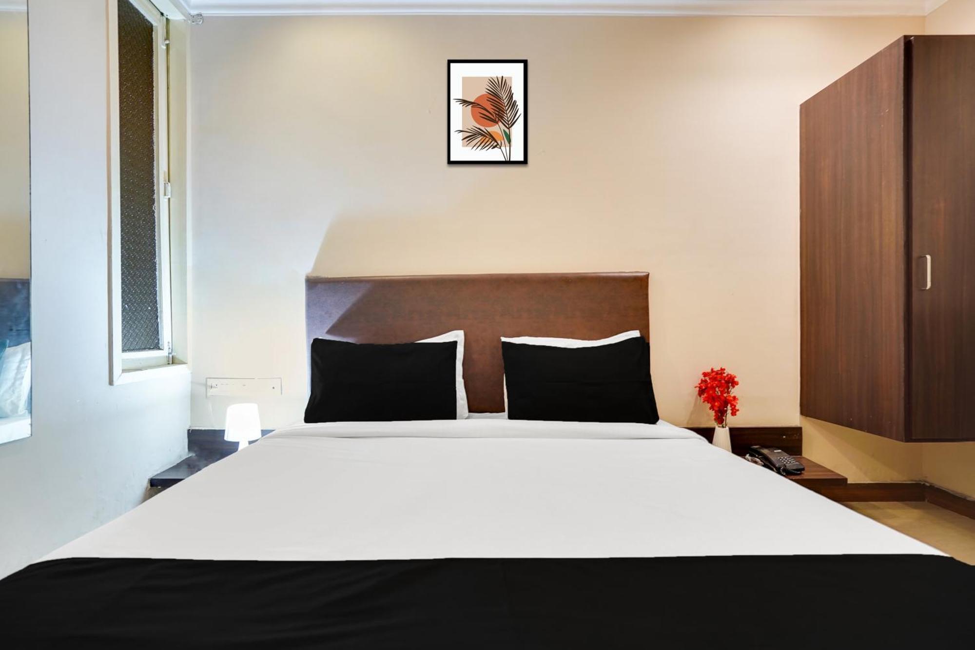 Super Townhouse Mansarovar Near Metro Station 斋浦尔 外观 照片