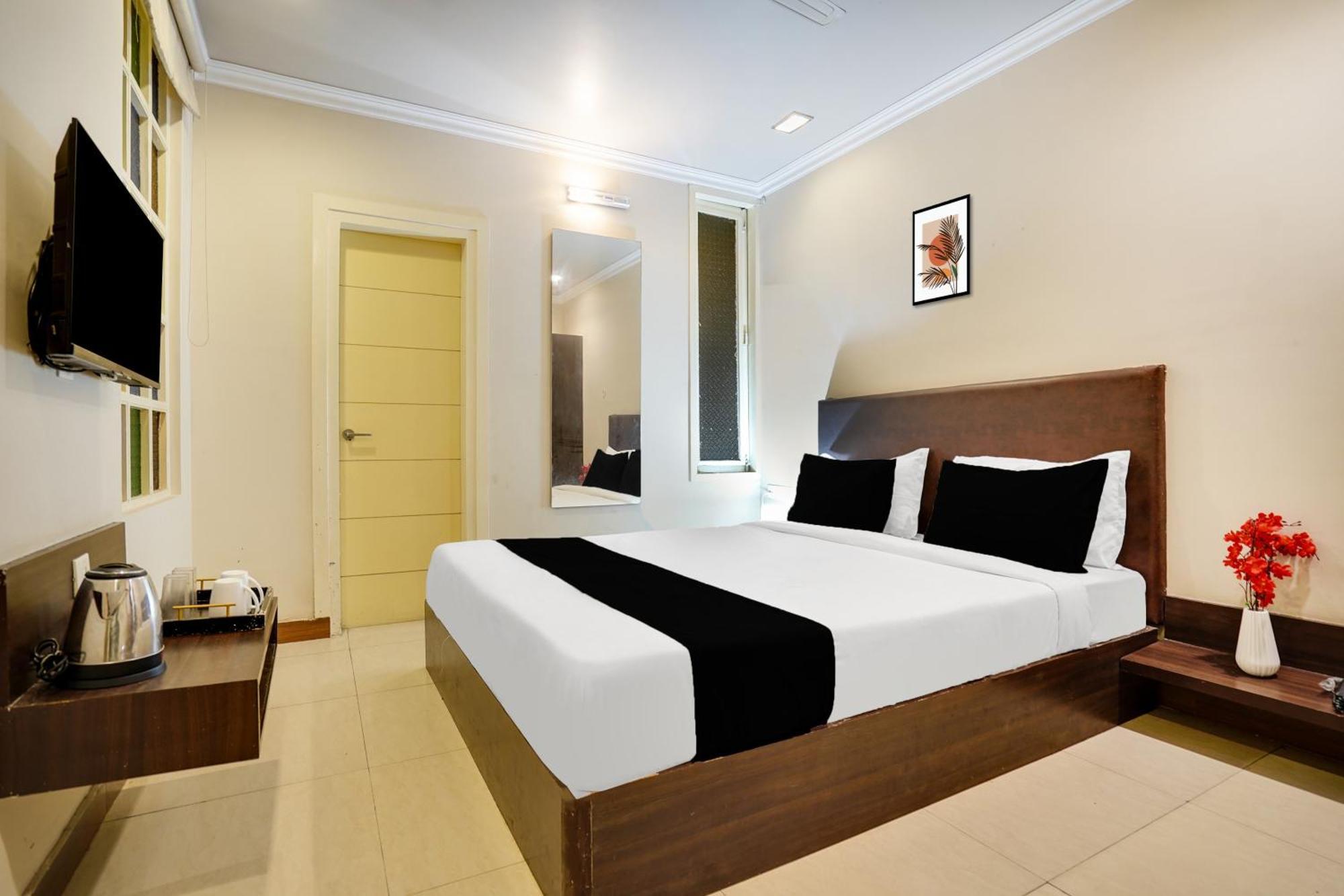 Super Townhouse Mansarovar Near Metro Station 斋浦尔 外观 照片