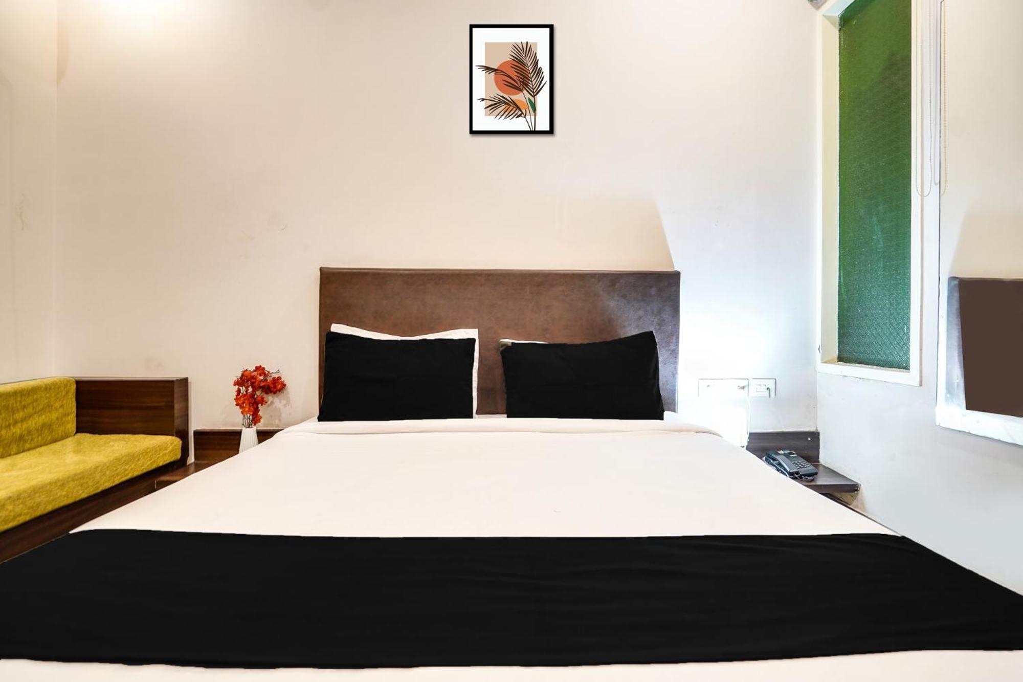 Super Townhouse Mansarovar Near Metro Station 斋浦尔 外观 照片